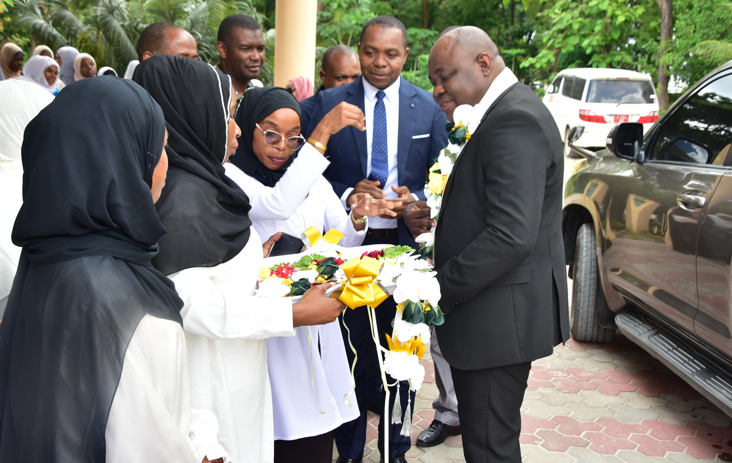 NAIBU WAZIRI DR. SALUM SOUD HAMED, APOKELEWA RASMI NA KUADHIMIA KUBORESHA MIUNDOMBINU YA KILIMO ZANZIBAR.
