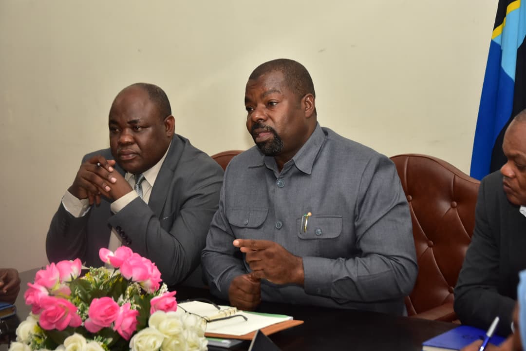 Waziri Suleiman Masoud Makame Aongoza Kikao Maalum Kujadili Utekelezaji wa Miradi ya Wizara ya Kilimo, katika Ukumbi wa ASSP Maruhubi.