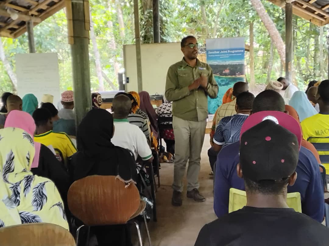 Jamii yahamasishwa Kulinda Mikoko na Kuendeleza Ufugaji wa Nyuki Kupambana na Mabadiliko ya Tabia Nchi.