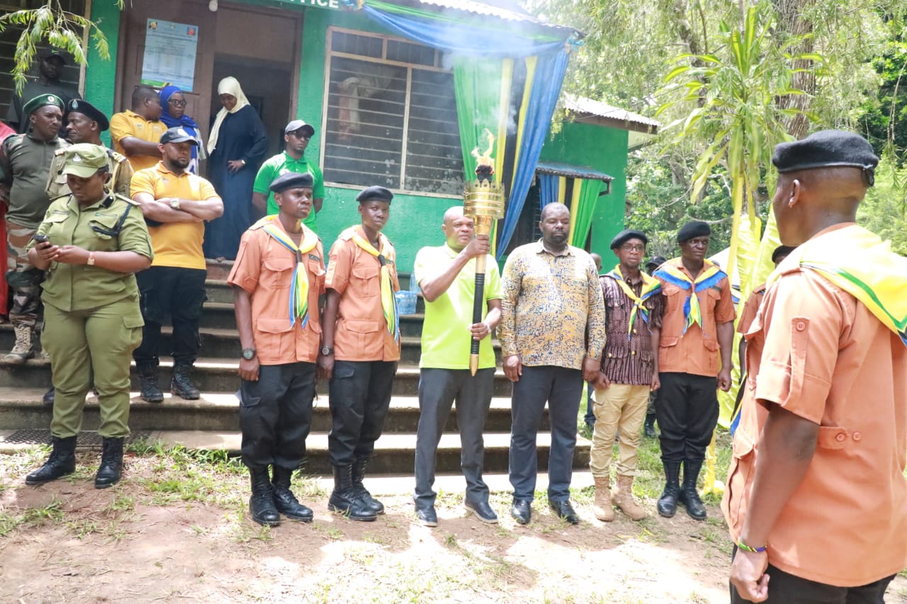 Katibu Mkuu, Wizara ya Kilimo, Ndg. Saleh Mohamed Juma Ashiriki Mbio za Mwenge wa Uhuru 2026 katika hifadhi ya Masingini Wilaya ya Magharibi "A" Unguja.