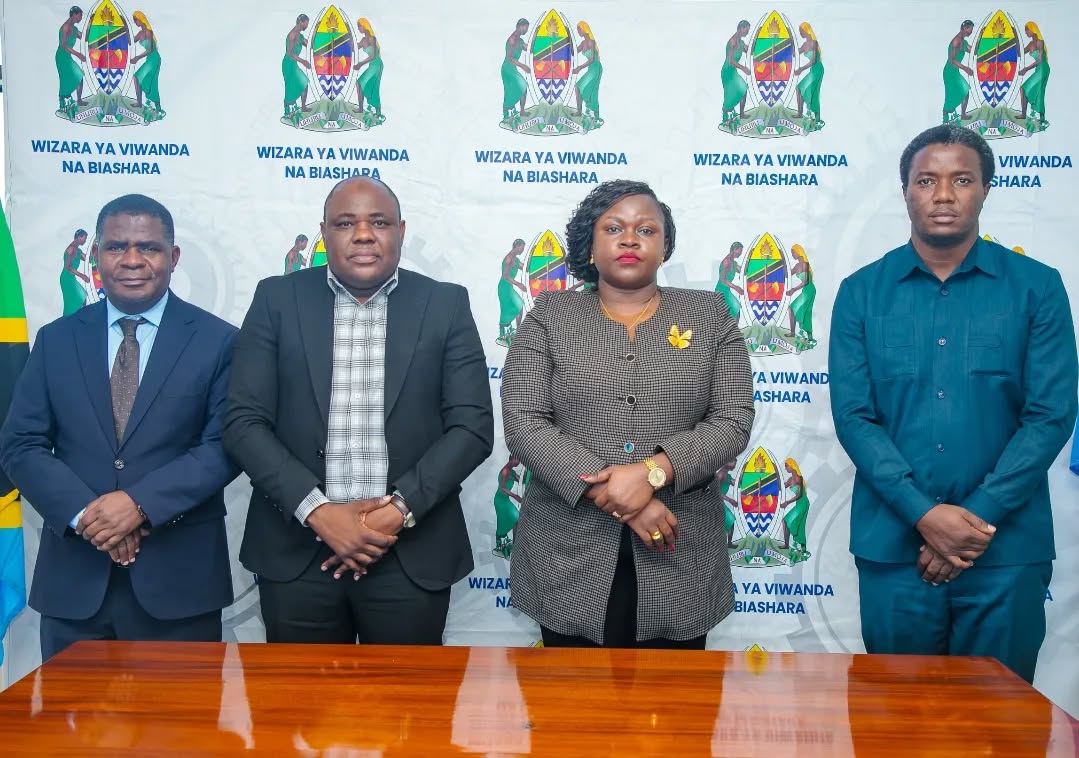 VIONGOZI WAJADILIANA KUHUSU KUENDELEZA NA KUKUZA USHIRIKIANO KATIKA SEKTA MBALIMBALI. 