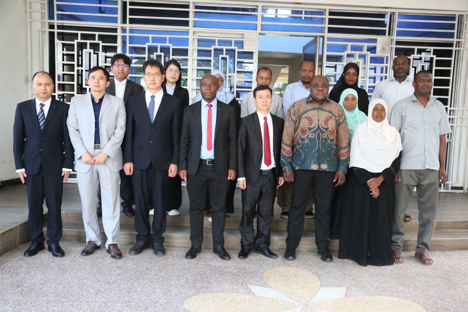 Naibu Waziri wa Kilimo, Umwagiliaji, Maliasili na Mifugo Dr. Salum Soud Hamed Akutana na Wataalamu wa China Kujadili Mradi wa JUNCAO Zanzibar